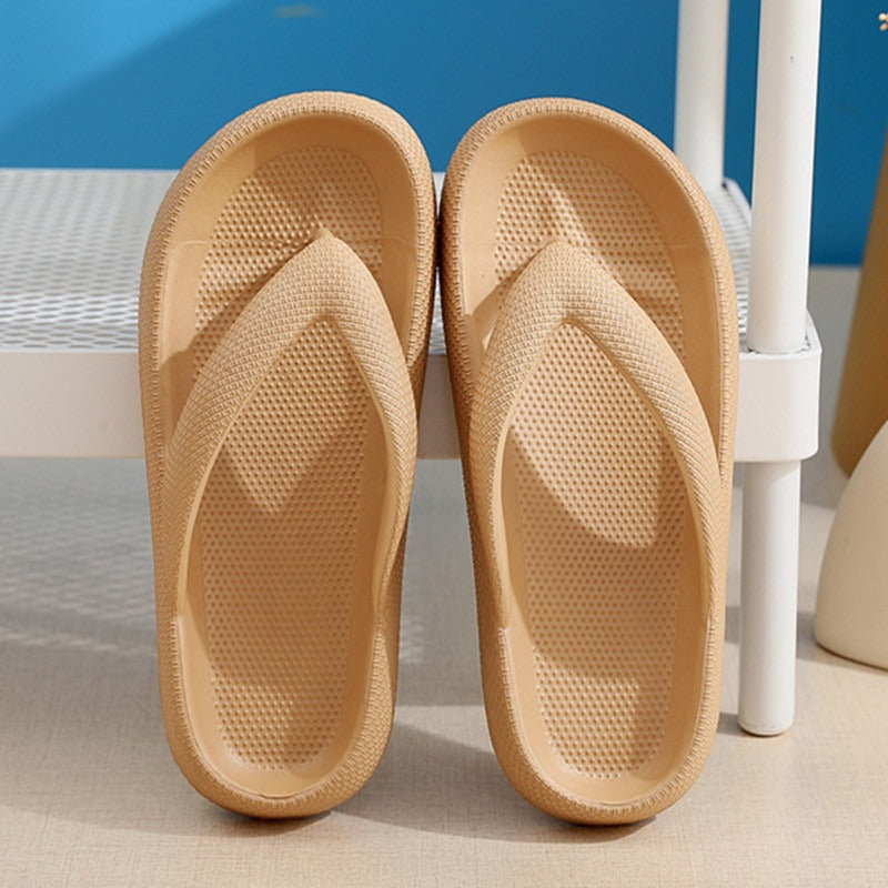 New style flip flops non-slip outdoor summer soft bottom bathroom couple outdoor sandals casual thick bottom sandals