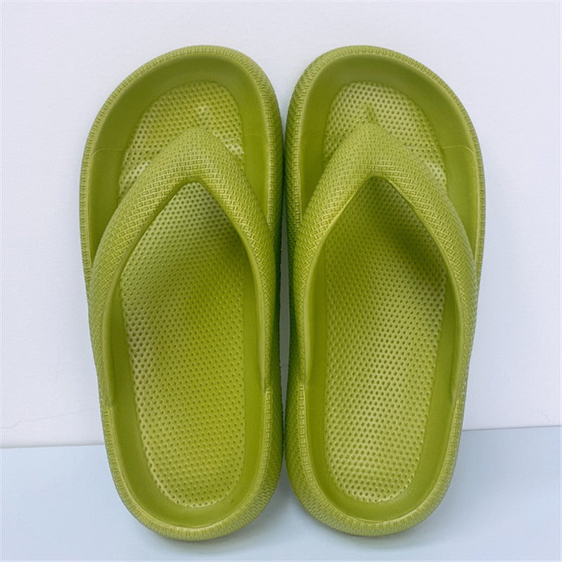 New style flip flops non-slip outdoor summer soft bottom bathroom couple outdoor sandals casual thick bottom sandals