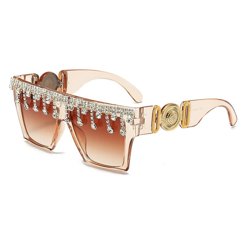 New retro large frame with diamond inlay, fashionable and versatile sunglasses, party and party stage trends, cross-border sunglasses for women