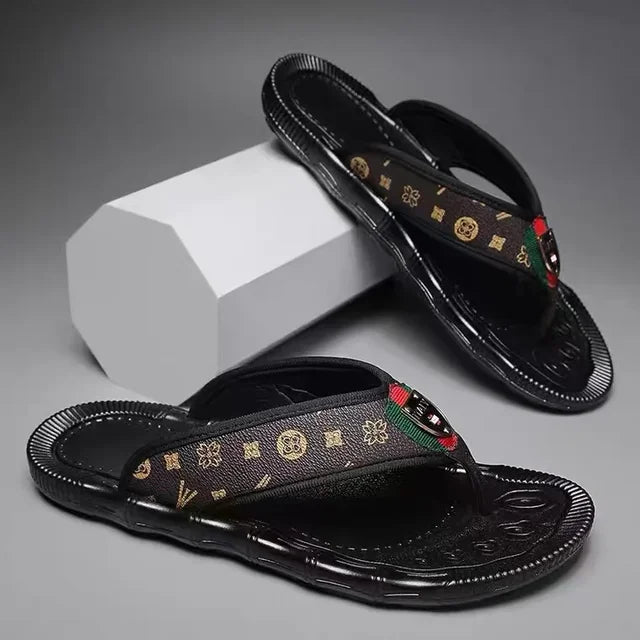 Summer Slippers Men Flip Flops Beach Sandals Non-slip Casual Flat Shoes Slippers Indoor House Shoes for Men Outdoor Slides