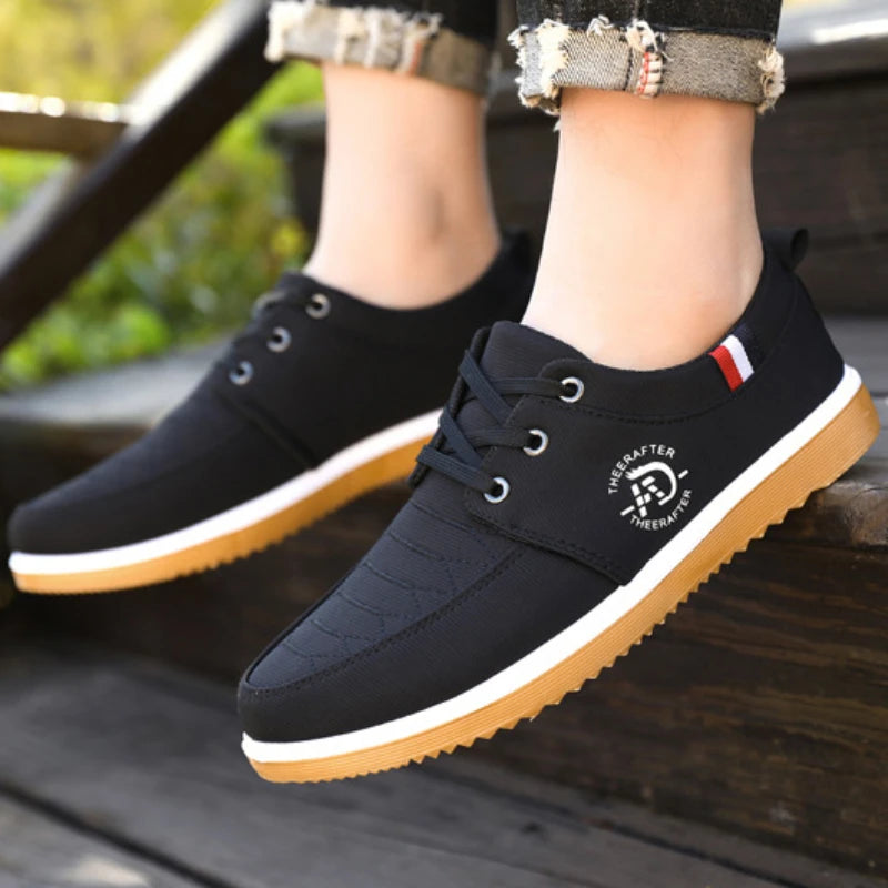 Cow tendon sole cloth shoes for men breathable wear-resistant anti slip and trendy shoes for men