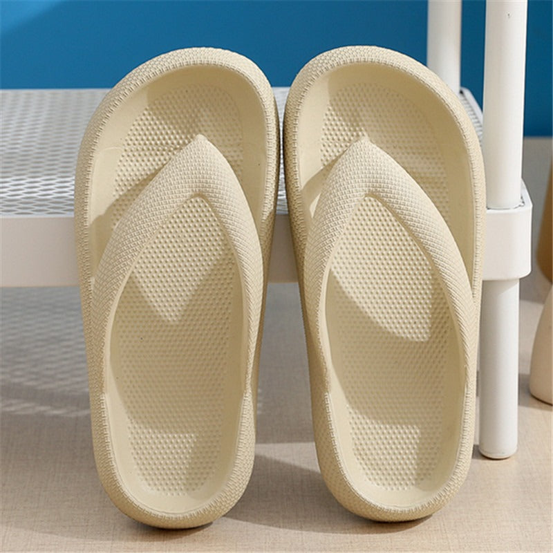 New style flip flops non-slip outdoor summer soft bottom bathroom couple outdoor sandals casual thick bottom sandals