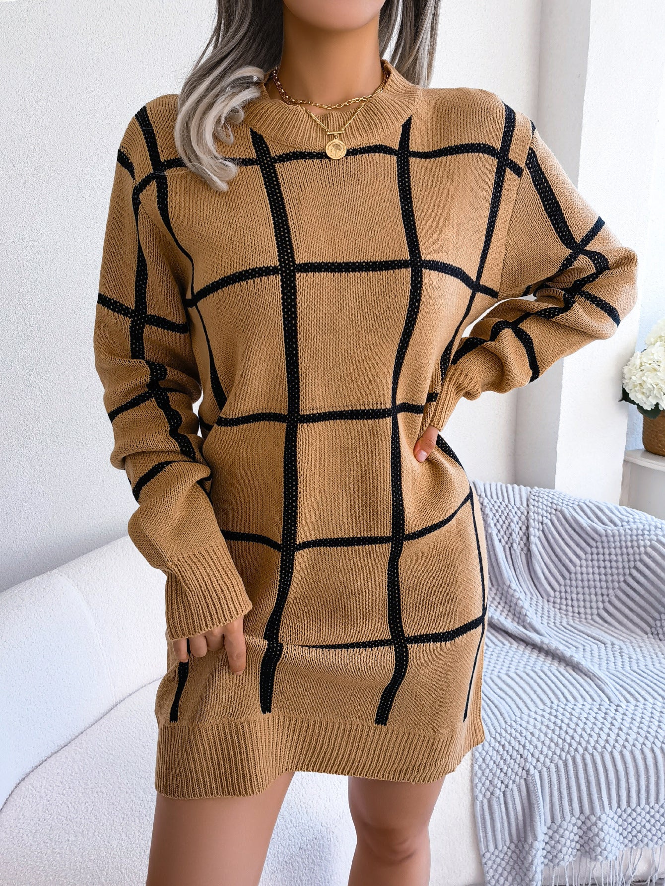 Casual contrasting plaid long sleeved base woolen dress