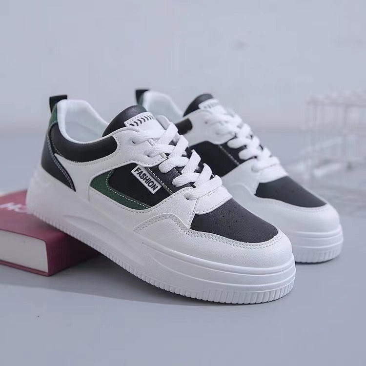 Instagram Trendy Basic Little White Shoes for Women Spring New Breathable Thick Sole Women's Shoes Korean Fashion Student Board Shoes for Women